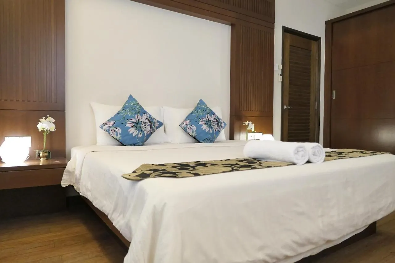 Amaris Villas George Town